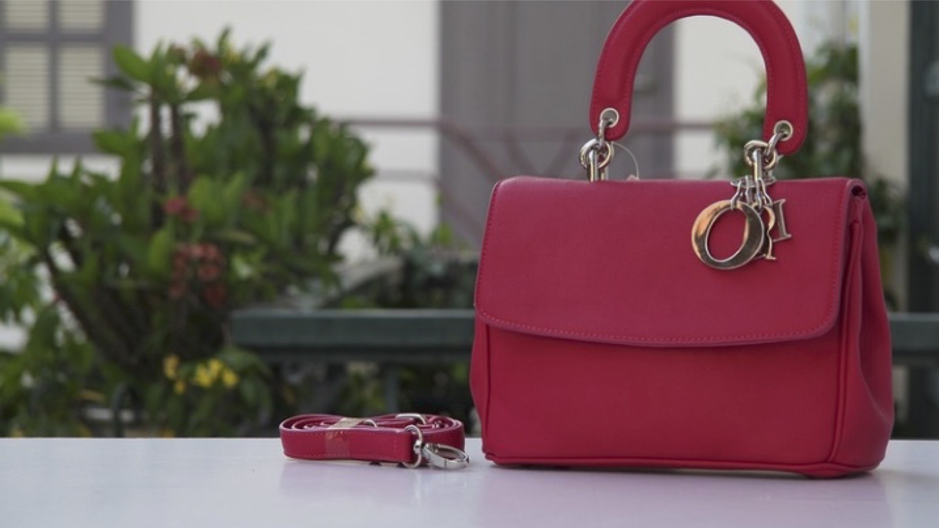 4 Reasons Why You Should Get a Dior Bag